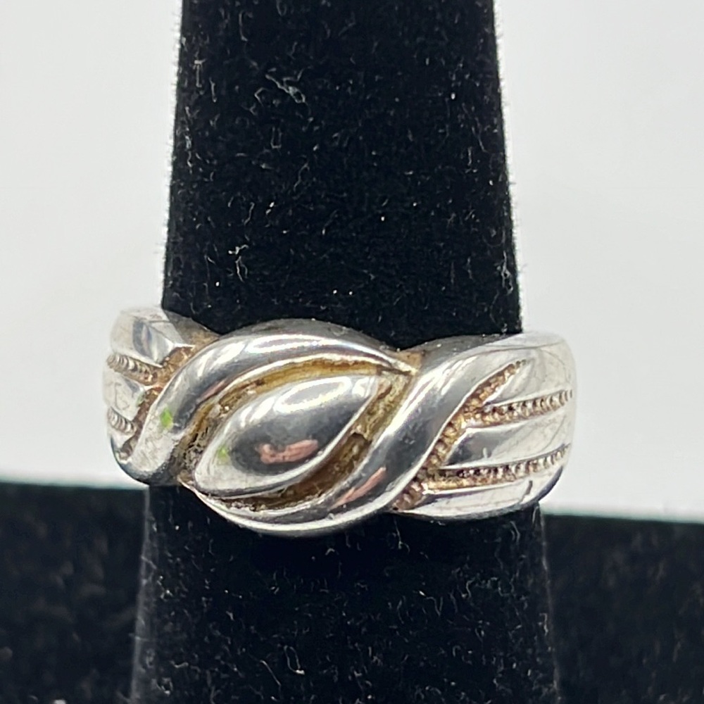 STERLING SILVER FAUX PUZZLE RING SIZE 8